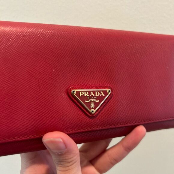 Prada Milano Red Long Snap Wallet - Picture 2 of 15